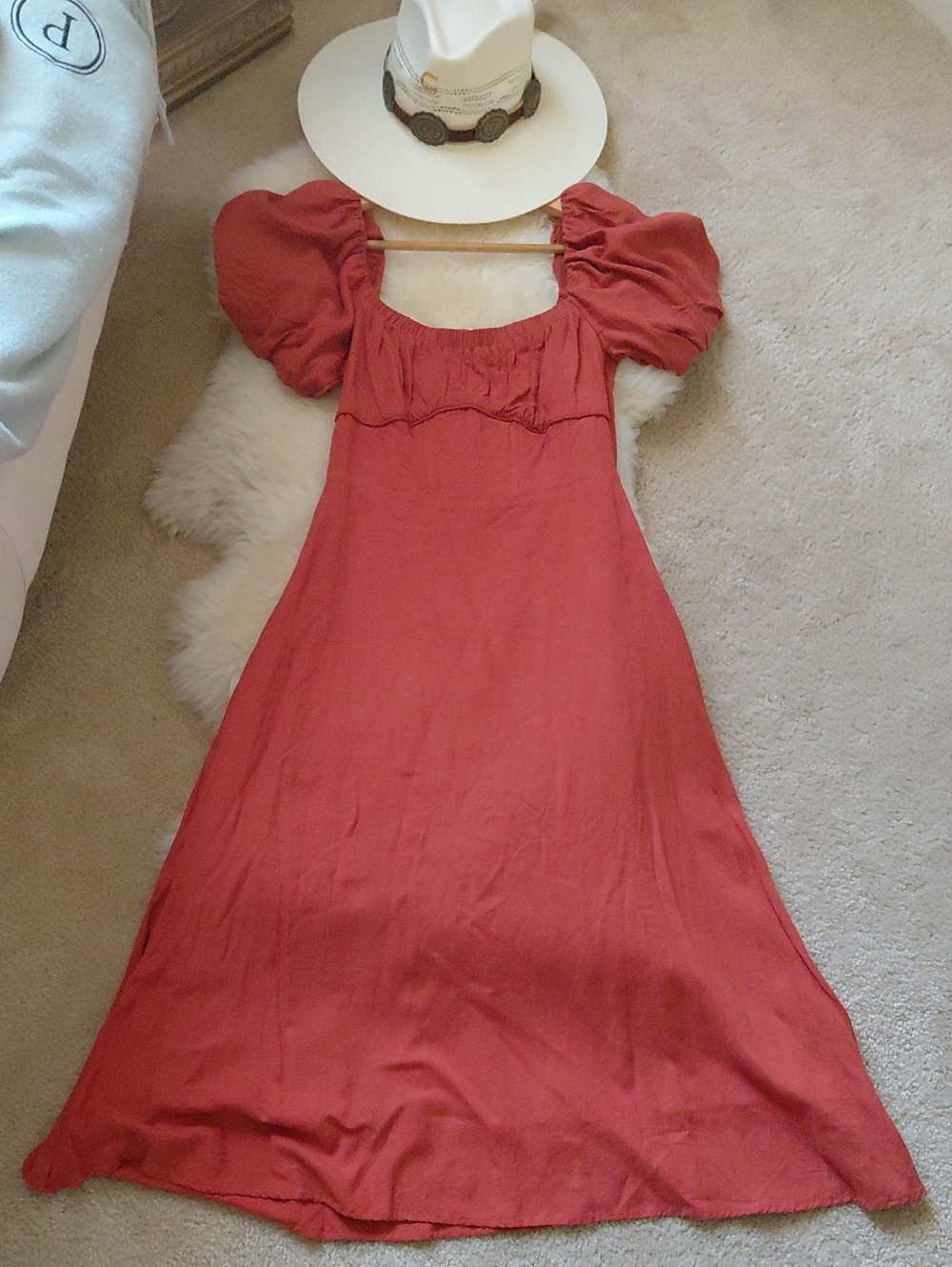 ASTR Darcy Puff Sleeve MIDI DRESS RUST XS/S - Picture 10 of 13